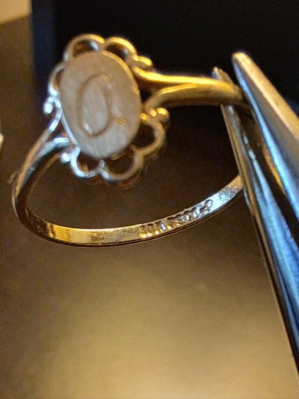 10K Yellow Gold Signet Ring - Picture 5 of 5
